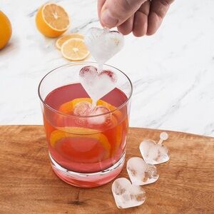 NWT Tovolo Heart-Shaped Swizzle Stick Ice Mold